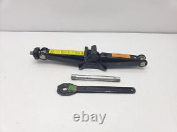 Audi Q7 4l Emergency Car Lifting Jack Tool Kit Set With Wrench & Spanner 2007